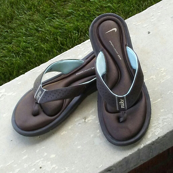nike comfort bed flip flops